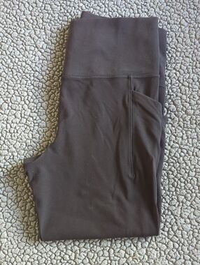 Athleta Salutation Stash Mesh 7/8 Tight Leggings Black Women's Medium M